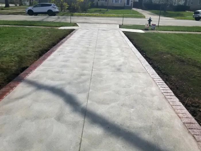 Decorative Concrete Driveway in Ohio With Stamped Edge Designs